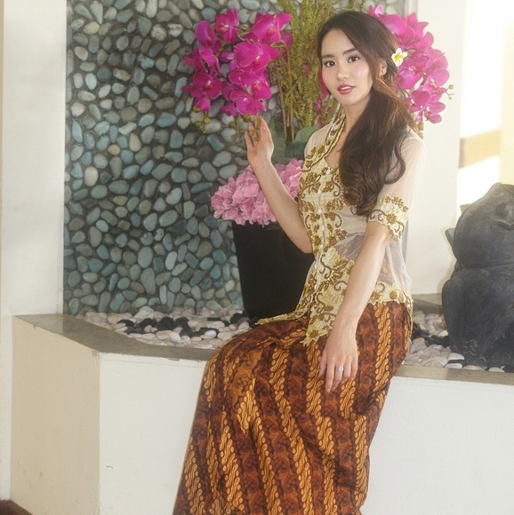 ✨Meet the Posher ✨ - Picture 5 of 8